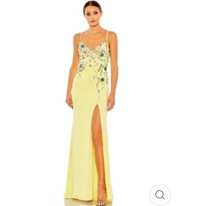 Mac Duggal NWT Beaded Yellow dress size 2